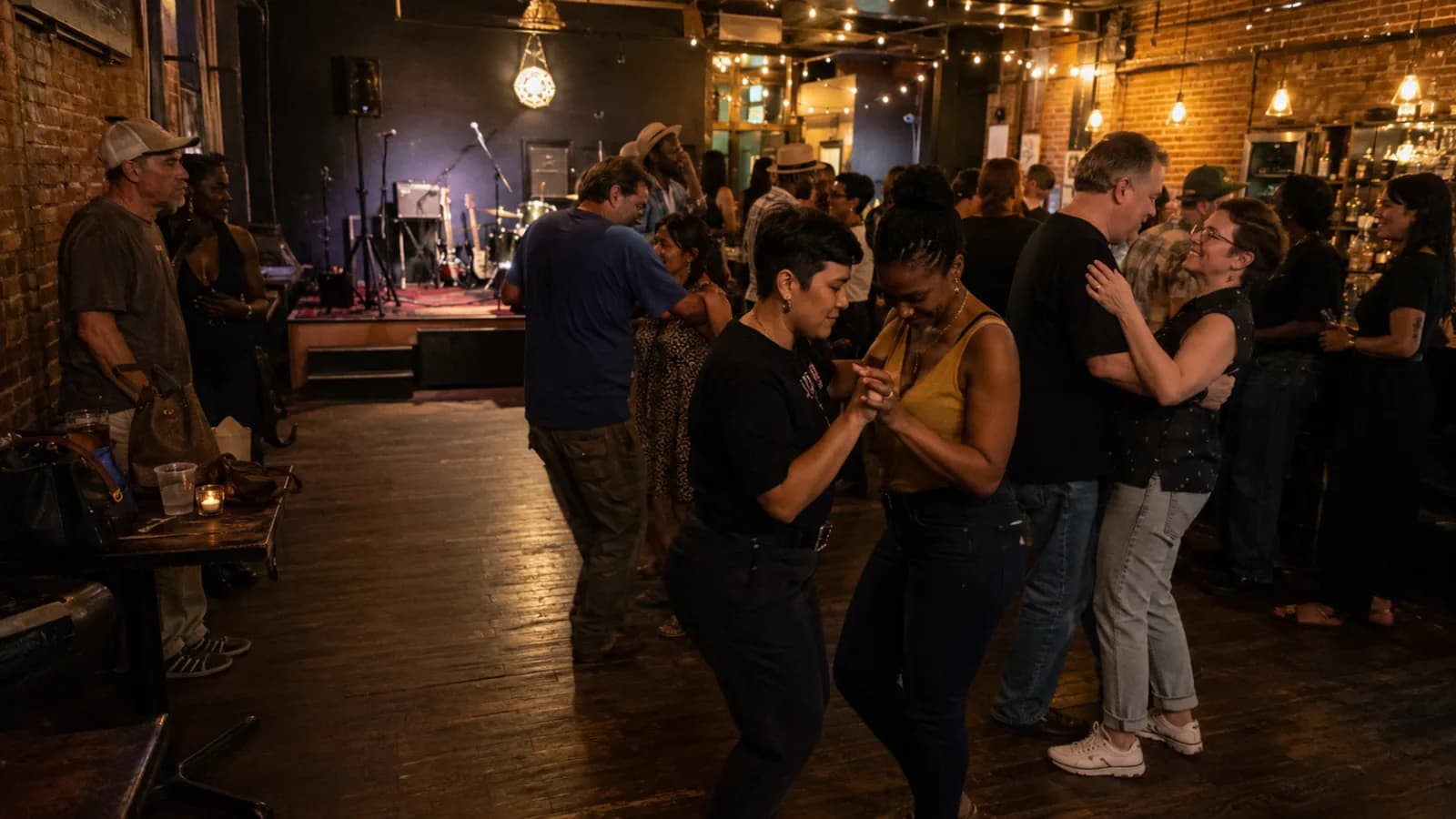 Blues dance in Chicago
